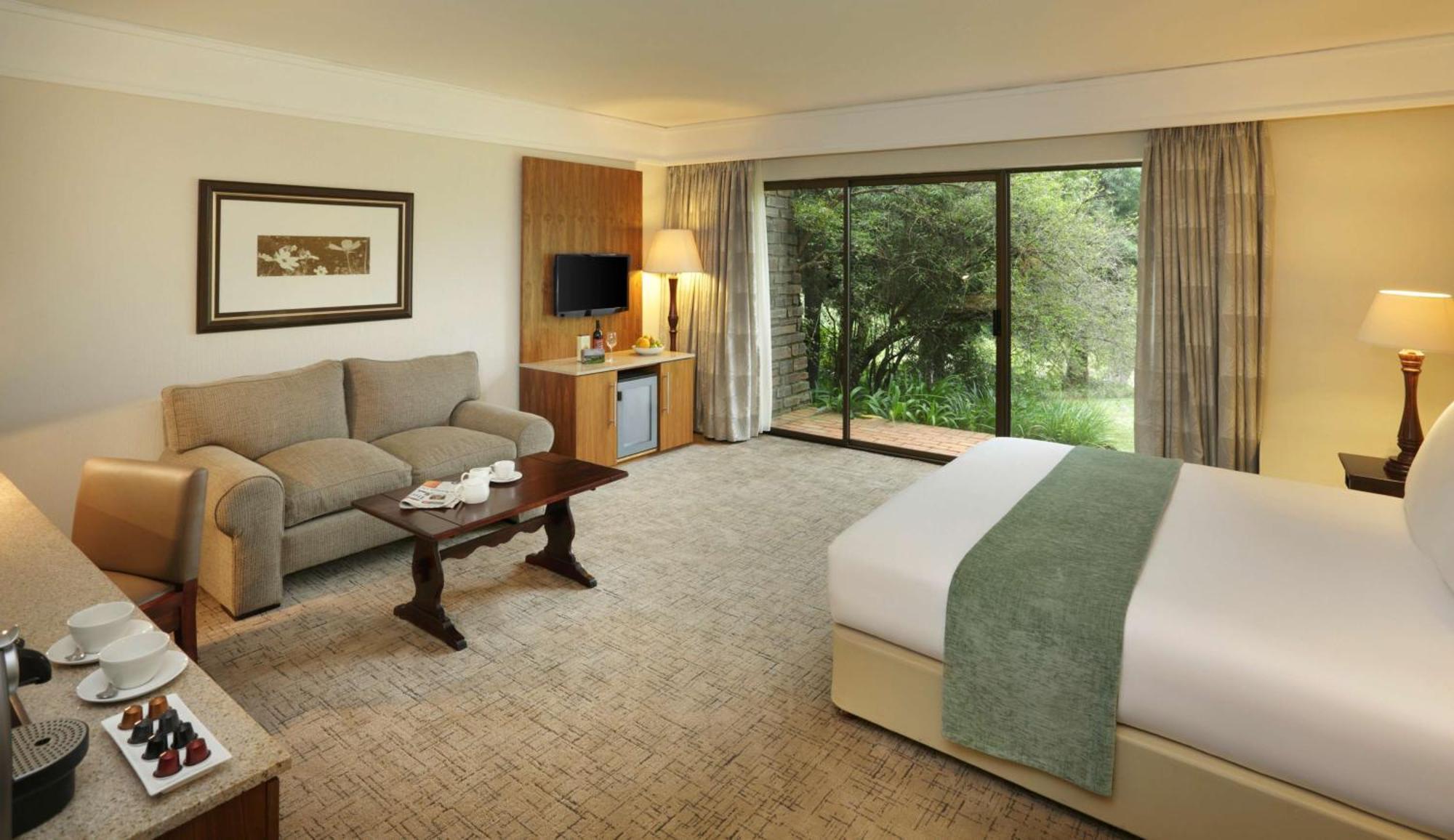 Drakensberg Sun Resort Cathkin Park Екстериор снимка