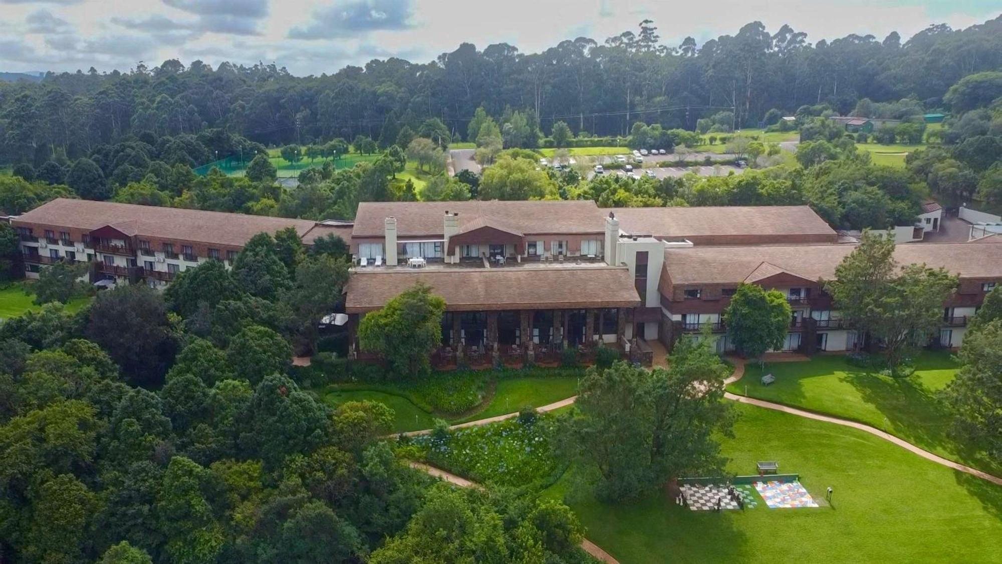 Drakensberg Sun Resort Cathkin Park Екстериор снимка